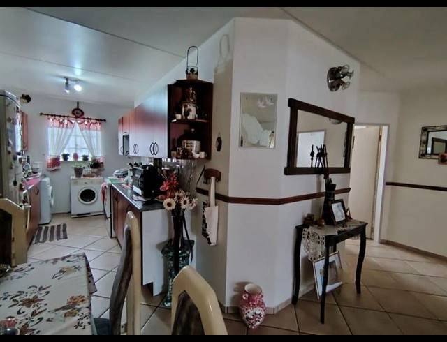 3 BEDROOM APARTMENT FOR SALE IN BEYERS PARK